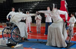 Assaut d'épée pendant la compétition de la fête de fin de saison 2026 du CEVA
